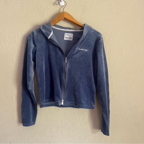 Limited Too Jackets & Blazers - Y2K Limited Too Powder Blue Velour Zip Front Jacket